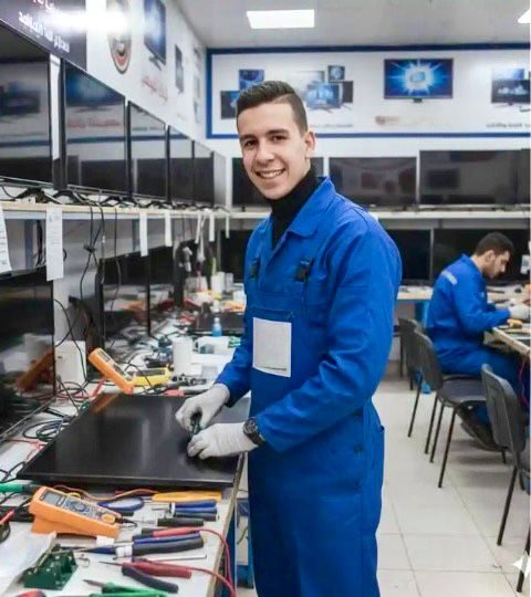 قطع الغيار التي يتم تغييرها بمركز الصيانة